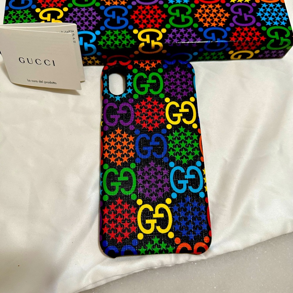 iPhone case 9 XS multicolor BRAND NEW Authentic ❤️